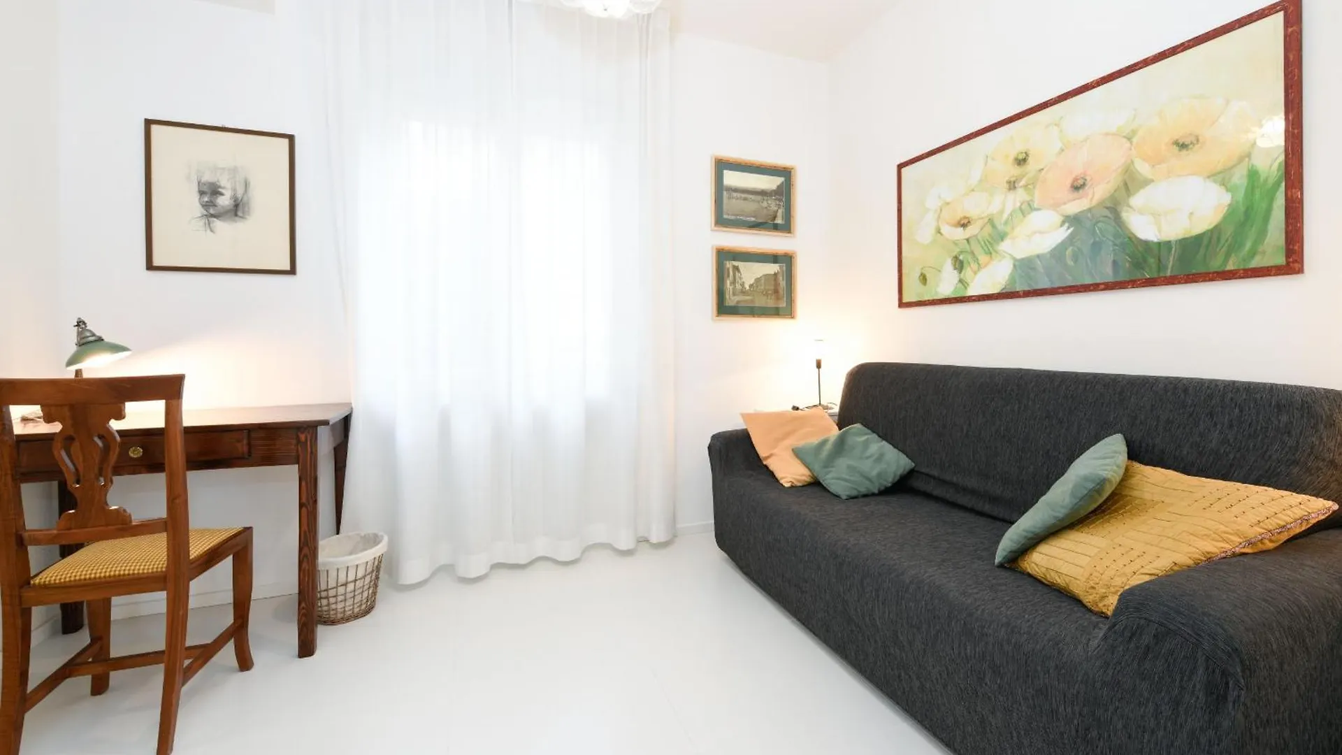 Garden Apartment Bardolino 0*,  Italien